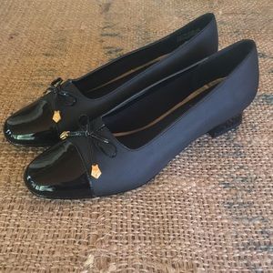 Soft Style Demi Heels, Size 9.5